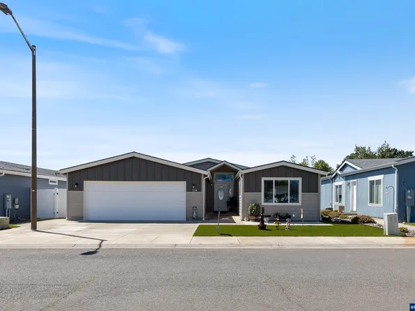 714 Saint James Pl, Molalla, OR 97038