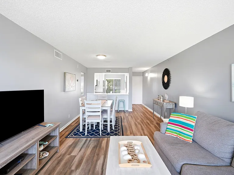 6105 Palma Del Mar Blvd S #219 — Photo 15