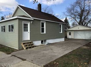 1209 Seminary Ave, Bloomington, IL 61701