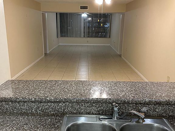 3rd image of 1701 Whitehall Dr APT 205
