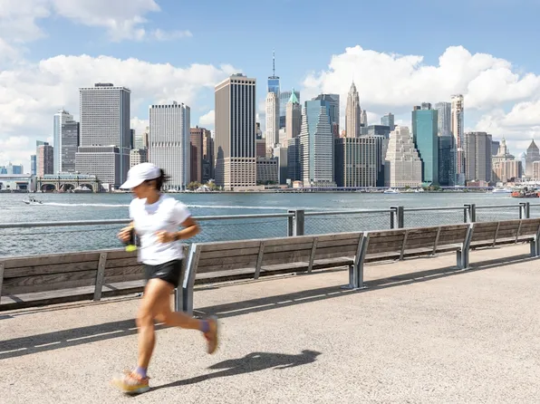 15 Bridge Park Dr image 24 of 30