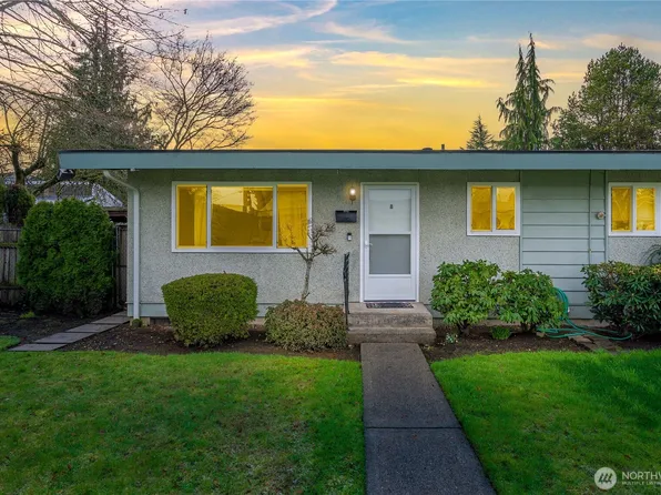 1100 7th Avenue SE #8, Puyallup, WA 98372