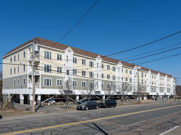 145 Bennington St APT 208, Revere, MA 02151