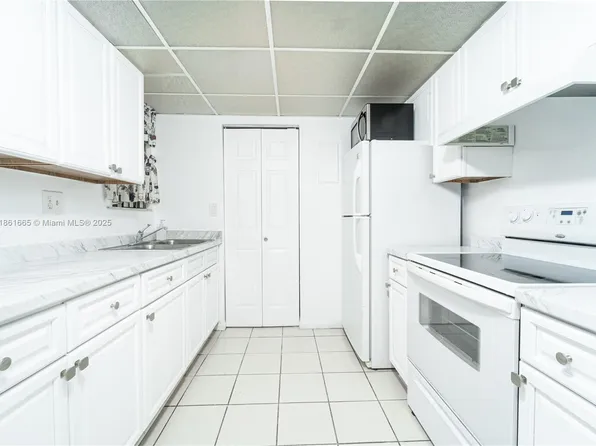 576 NW 114th Ave APT 203, Sweetwater, FL 33172