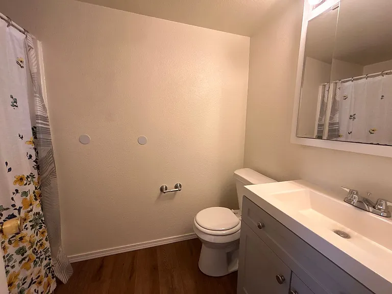 4601 S Lowell Blvd #B — Photo 17