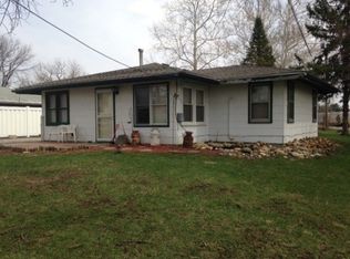 2104 Burlington St, Ottawa, IL 61350