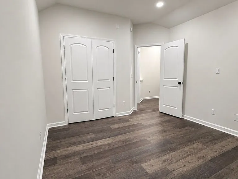 705 Evanwood Dr — Photo 17