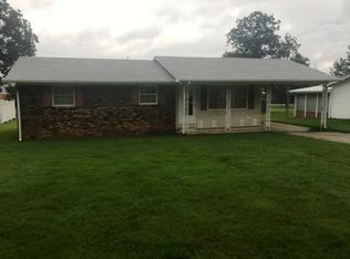 1126 Susan St, Dexter, MO 63841