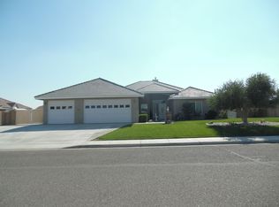 1237 Sydnor Ave, Ridgecrest, CA 93555