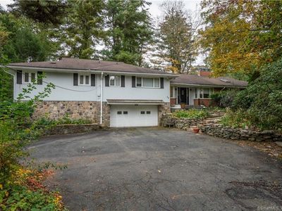 26 Old Brook Road, West Hartford, CT, 06117