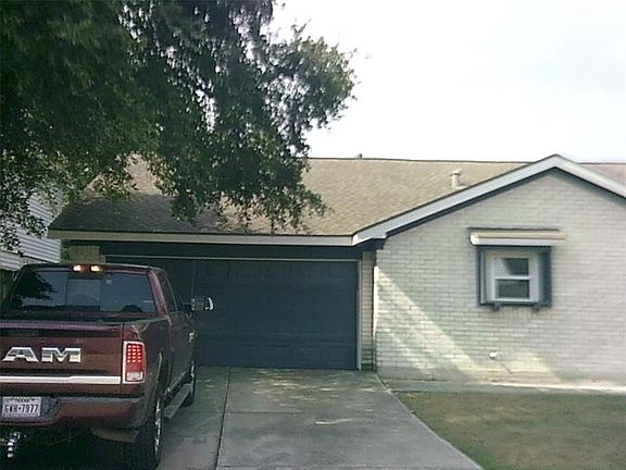 2nd image of 5607 Fawn Trail Ln