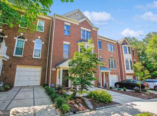 4024 Heatherstone Ct, Fairfax, VA 22030