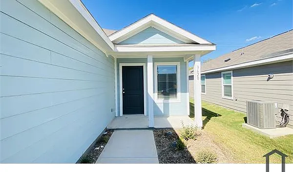 3620 Bluebird Ln — Photo 3