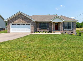 1643 Wellington Dr, Columbia, TN 38401