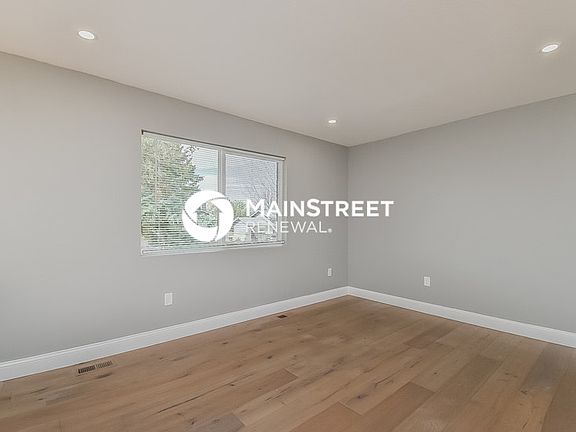 2nd image of 35 Bella Vista Ln