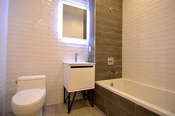 Rented by Hagstrom Management Inc | media 7