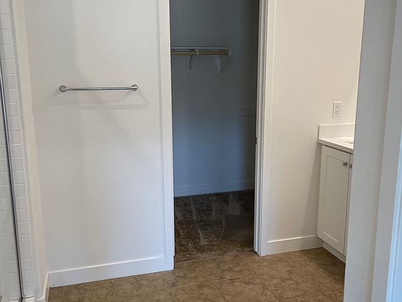 2nd image of 27466 Mercantile Ct #305