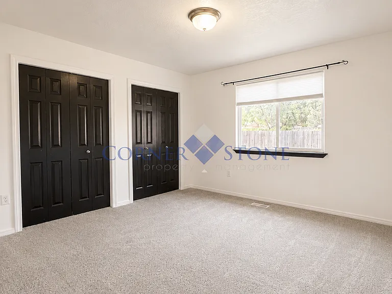 3815 E Greensprings Ct — Photo 10