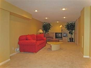 3rd image of 10017 Taylor Dr