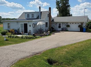 6285 Maplewood Rd, Vesper, WI 54489