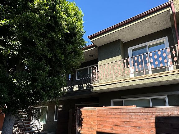 2nd image of 5033 Buffalo Ave #4