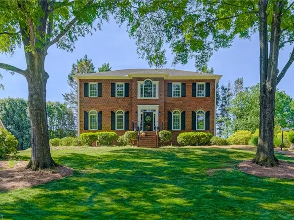 1708 Briar Lake Rd, Winston Salem, NC 27103
