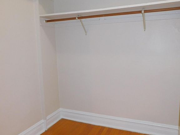 5th image of 1419 W Farwell Ave #14