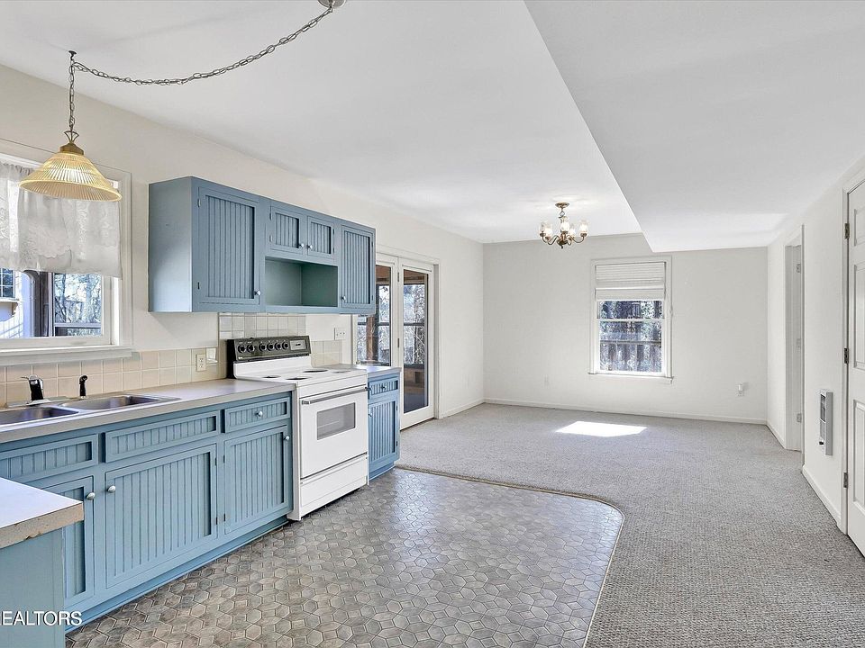 28th image of this home