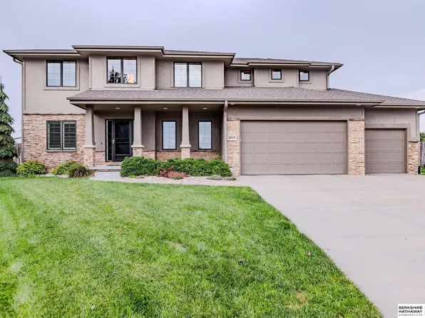 20919 Poppleton Cir, Elkhorn, NE 68022