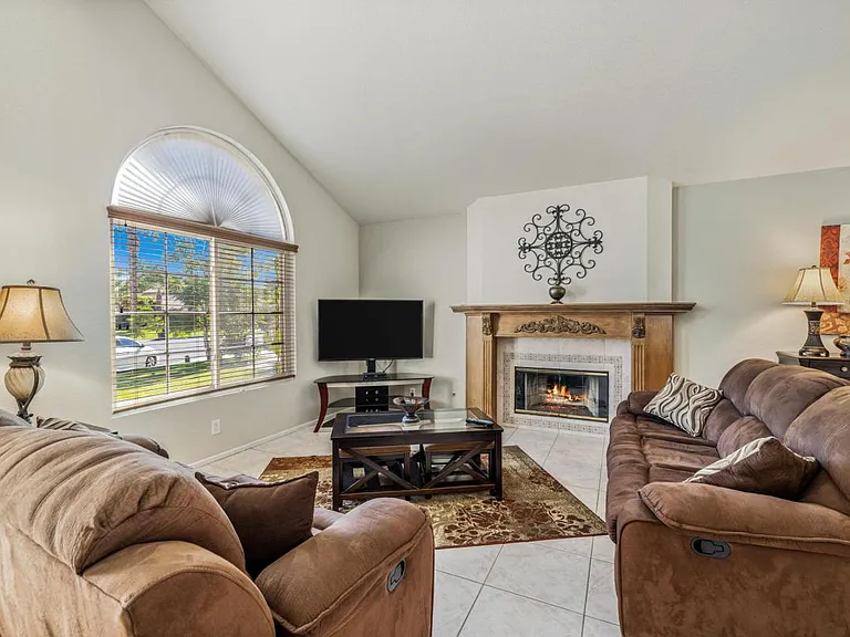 49035 Tango Ct — Photo 21