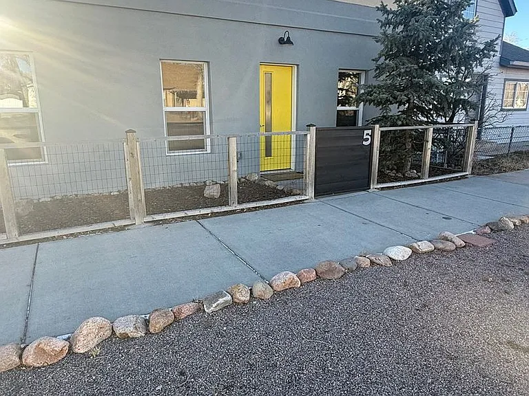 West Las Animas — Photo 1