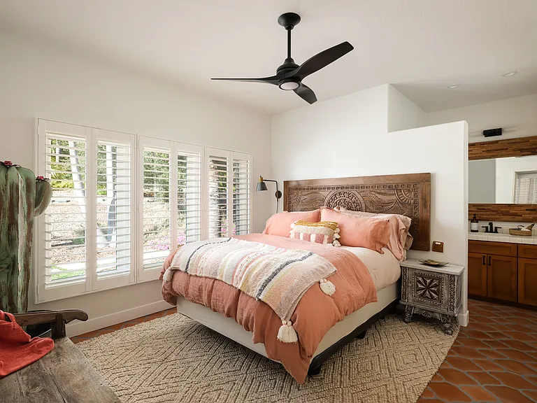 Country Rose Cir — Photo 11