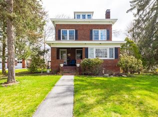 15 Ferris Ln, Poughkeepsie, NY 12601