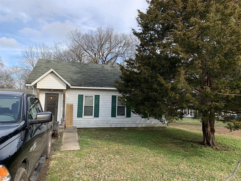 2nd image of 225 Montague Way