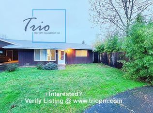 817 E 35th Pl, Eugene, OR 97405