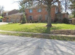 1687 Williamsburg Rd, Lexington, KY 40504