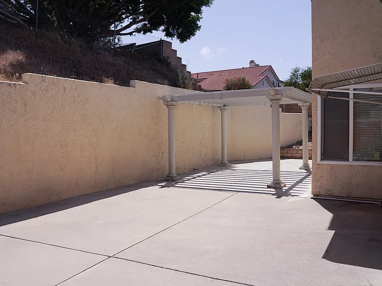10305 Parkdale Ave — Photo 16