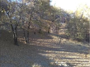 660 Walnut Dr, Cedar Glen, CA 92321