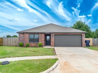10400 NW 17th St, Oklahoma City, OK 73127