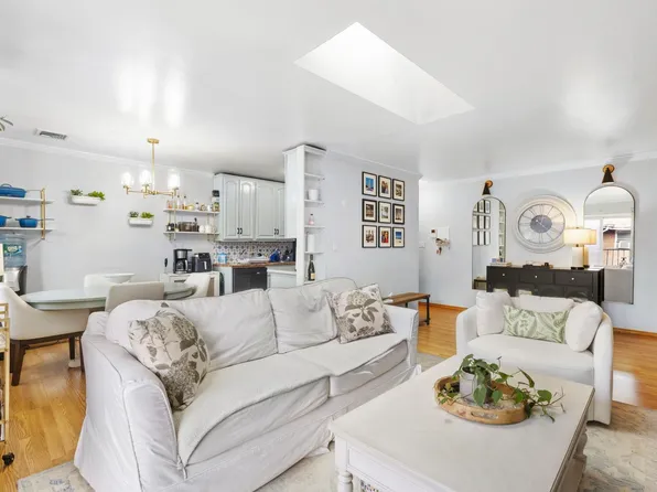 61 69th St APT C3, Guttenberg, NJ 07093