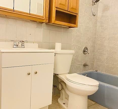 2nd image of 91-40 86th St #40-2-91