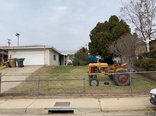 5508 Hillburn Rd, Bakersfield, CA 93306