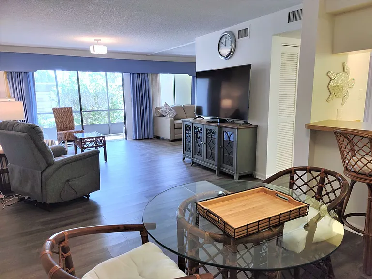 650 Bird Bay Dr E #105 — Photo 24