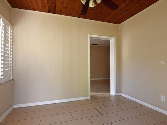 4th image of 744 S Bumby Ave