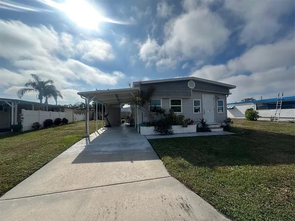 204 52nd Avenue Plz E, Bradenton, FL 34203