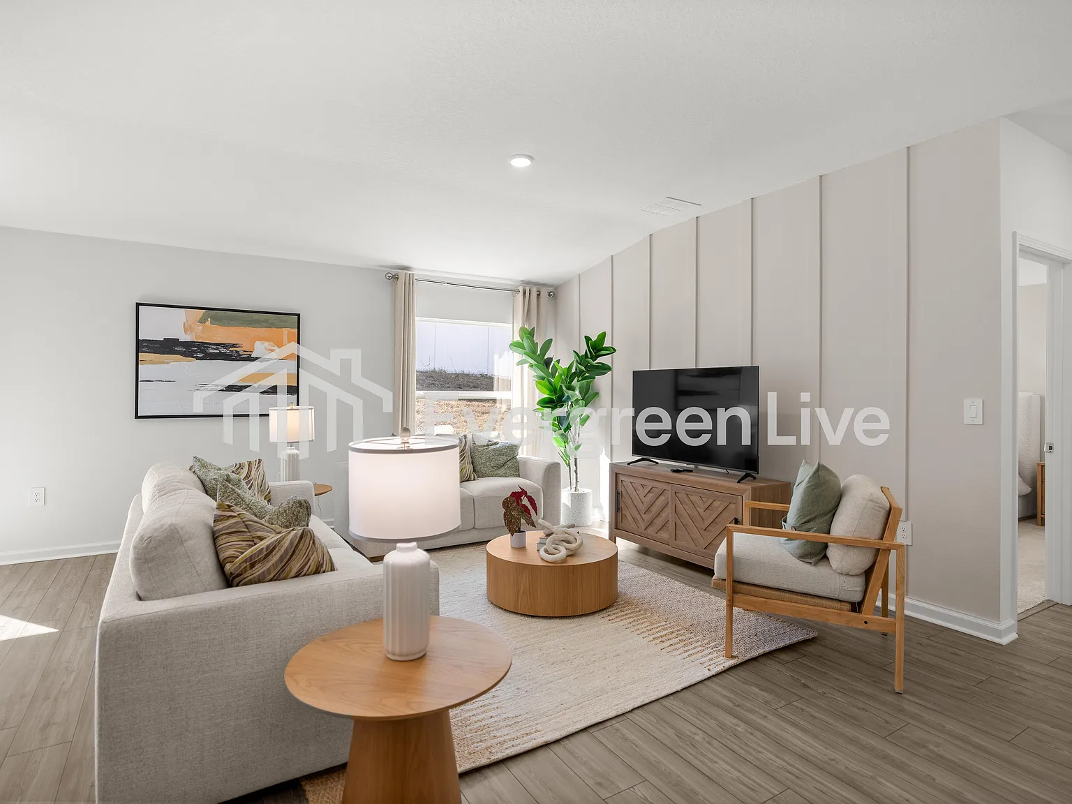 4 bed, 2.0 bath, 1824 sqft, $2,045 — Photo 4