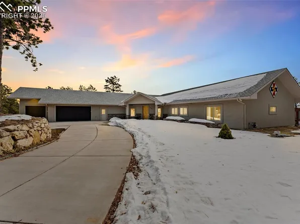 938 Spruce Rd, Larkspur, CO 80118