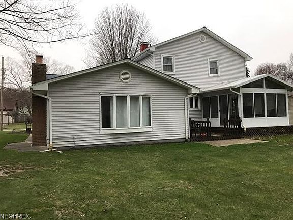 3rd image of 521 Oriole Dr