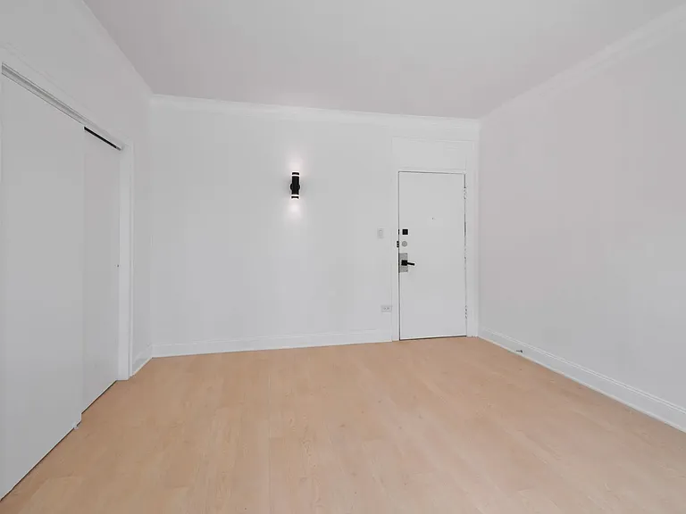 5038-5041 N Sheridan Rd #602 — Photo 19