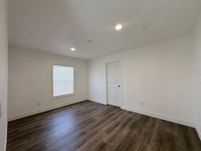 2060 N Center St #72 — Photo 5